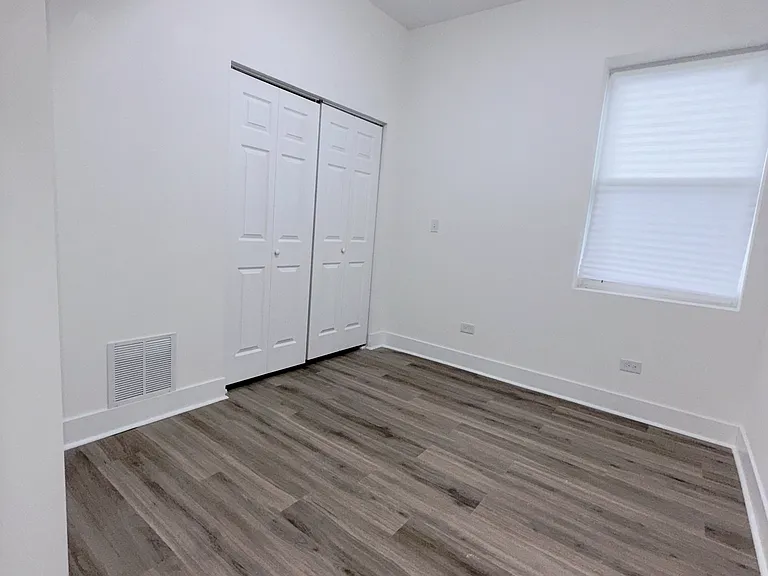 7216 S Perry Ave #2 — Photo 6
