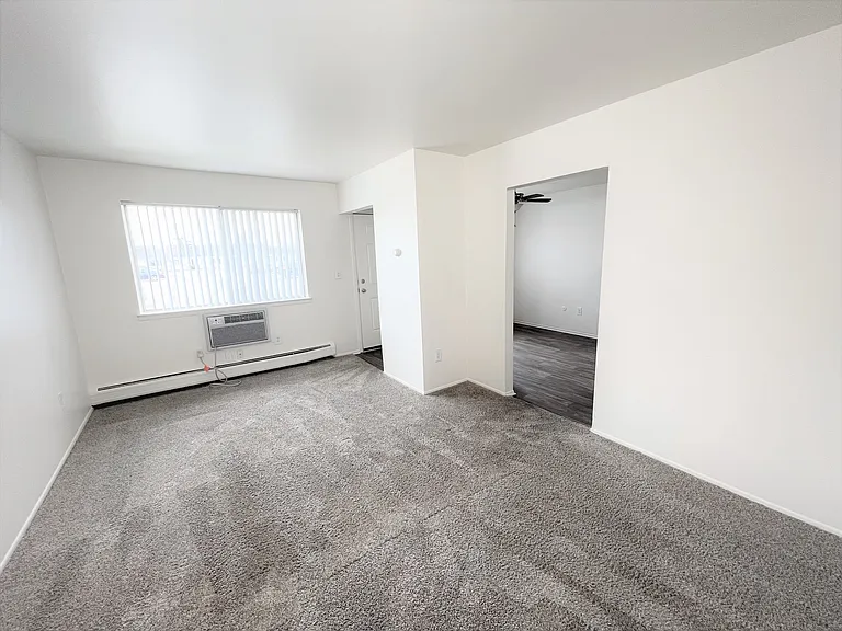 Taylor Park Townhomes — Photo 2