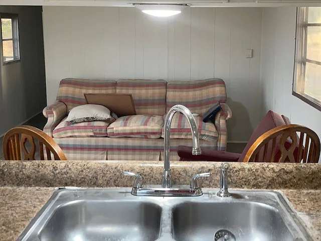 1 bed, 650 sqft, $550 — Photo 3