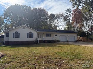 429 Link Dr, Iron Station, NC 28080