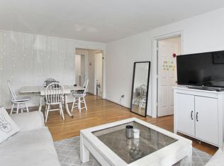 1221 N Kirkwood Rd #B, Arlington, VA 22201