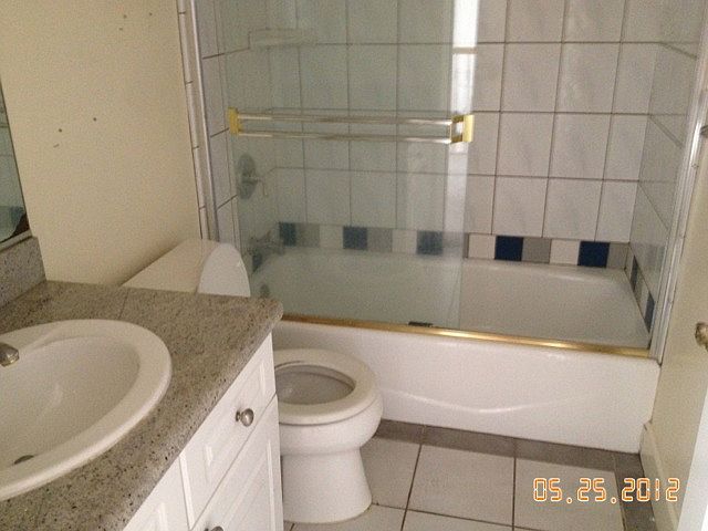 1st image of 789 Russell Ave