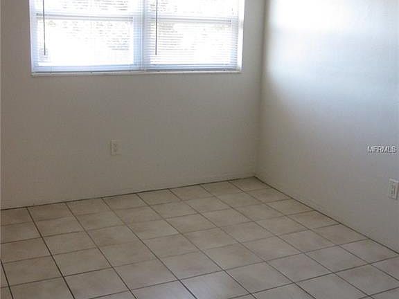 5th image of 800 Tyrone Blvd N APT B2