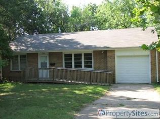 2309 Walnut Dr, Manhattan, KS 66502