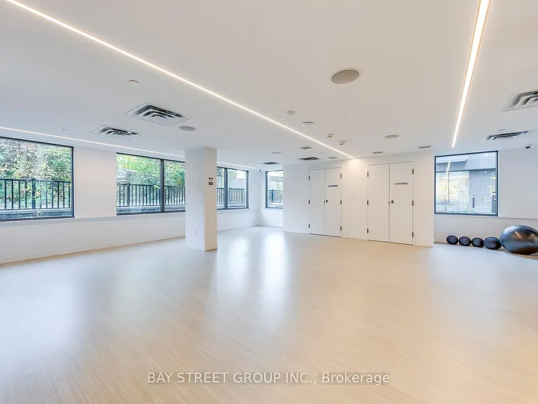 500 Wilson Ave #713 — Photo 8