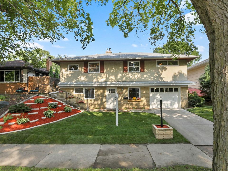 1st image of 3435 Buchanan St NE