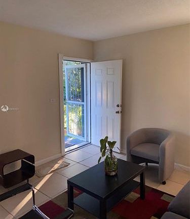 4th image of 2401 NE 183rd St #1
