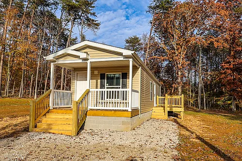 105 Hastings Dr Photo 1