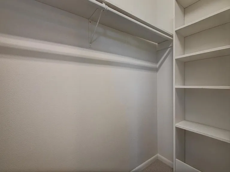 8810 Dawnridge Cir #101 — Photo 13