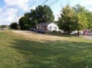 1036 Old Logan Rd, Lancaster, OH 43130