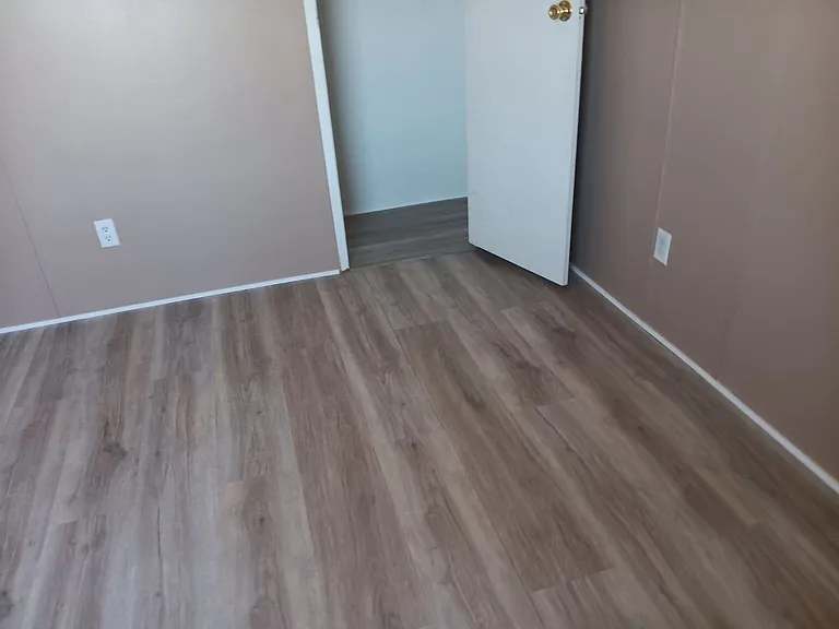 182 La Paz Ln — Photo 10