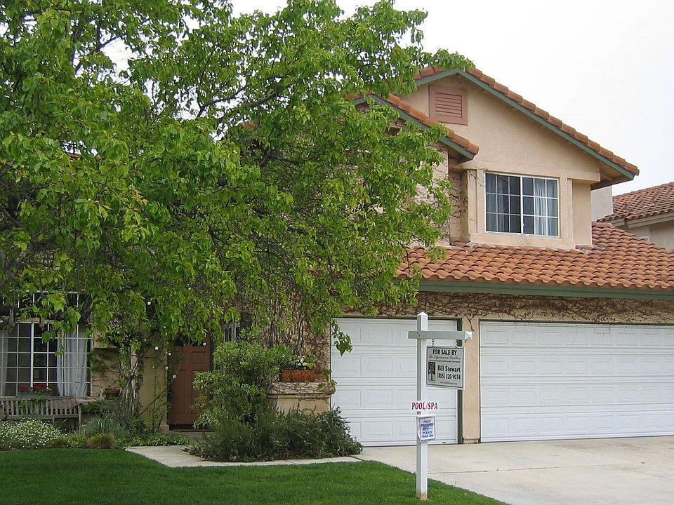 2nd image of 434 Mockingbird Ln