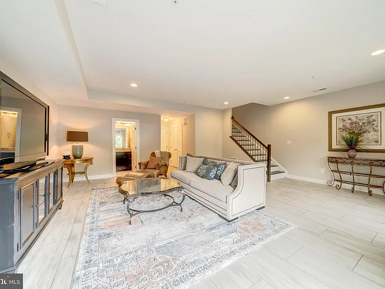 1521 Ribbon Limestone Ter SE — Photo 6
