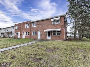 5983 Glenway Dr #A, Brookpark, OH 44142