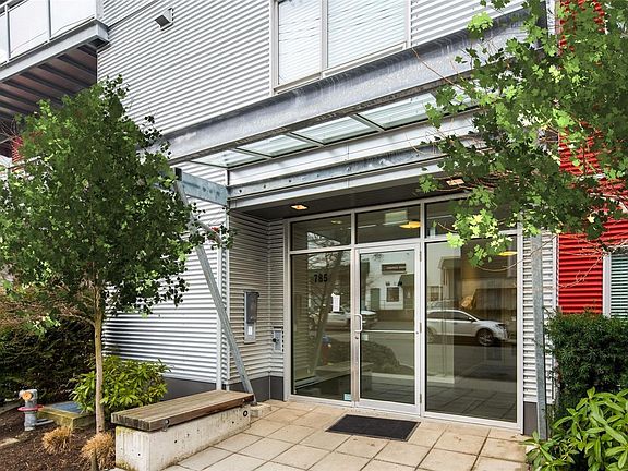 3rd image of 785 Tyee Rd #210