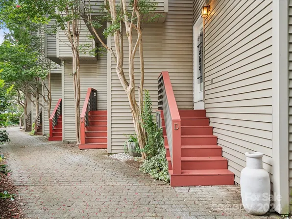 415 W 7th St APT D, Charlotte, NC 28202