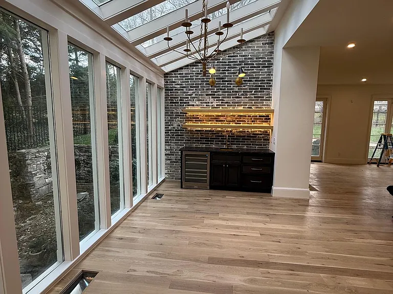 110 Lynnwood Blvd — Photo 7