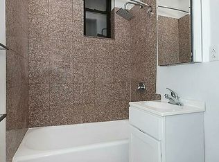234 E 52nd St #4A, New York, NY 10022