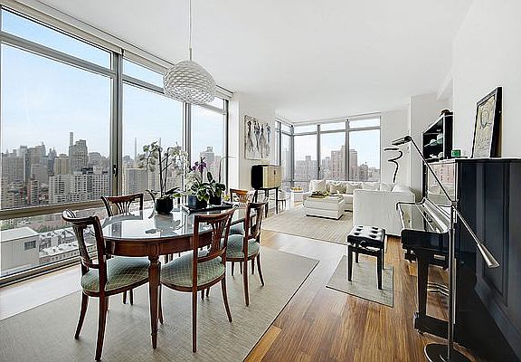 3rd image of 333 E 91st St #27CD