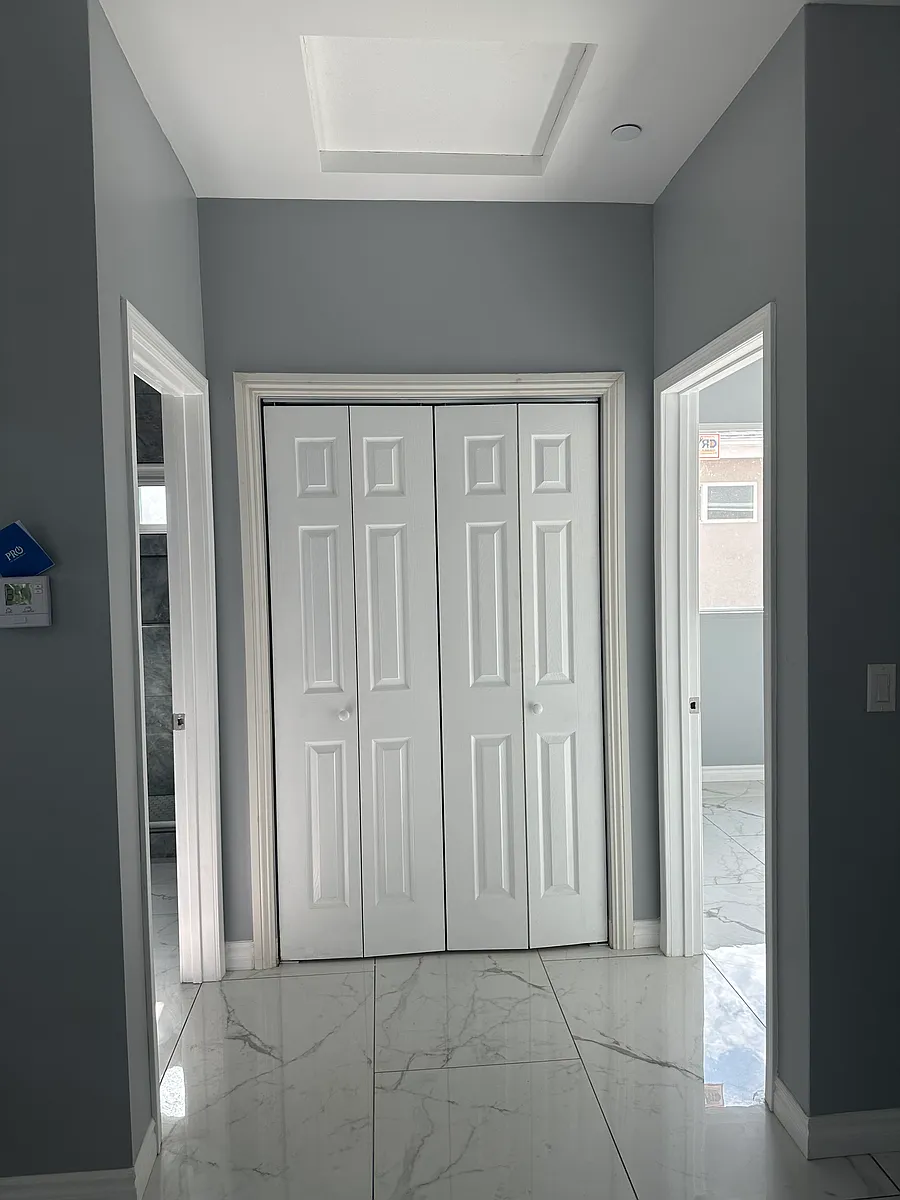 Building Photo - 810 Manley Dr