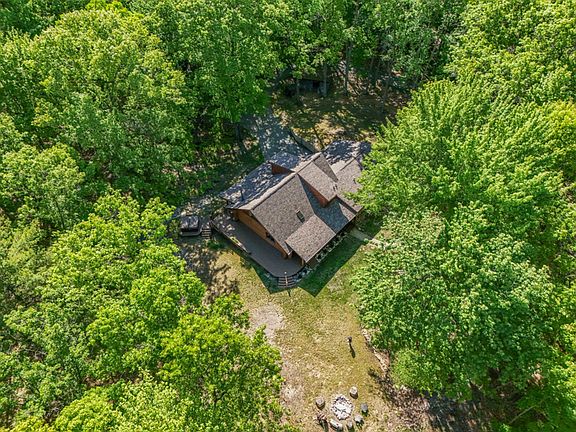 33rd image of 837 E Whitetail Dr