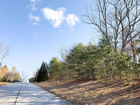 3rd image of 14 Donatello Ct Lot 93