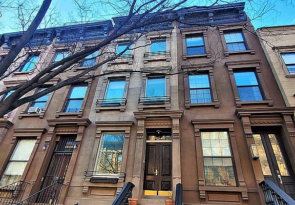 3rd image of 152 W 132nd St #3