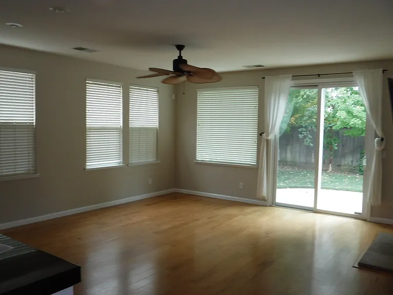 1390 Andleman Ct — Photo 12