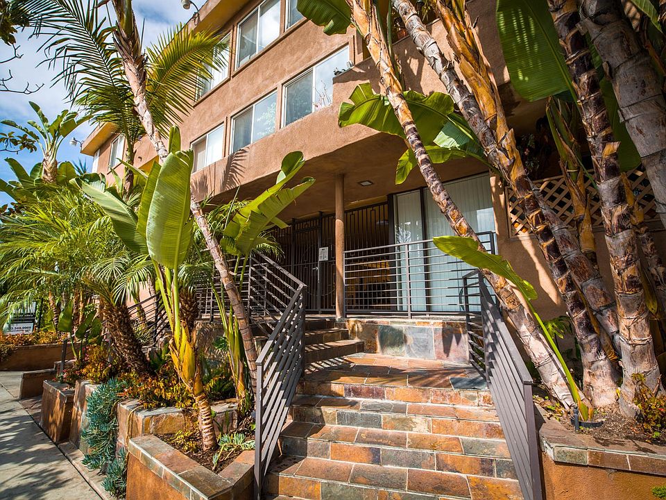 1st image of 1825 N Cherokee Ave #206