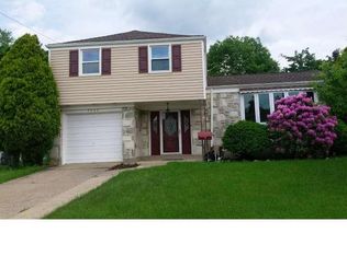 9747 Glenhope Rd, Philadelphia, PA 19115