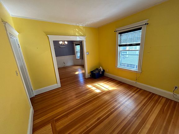 2nd image of 77 Marlboro St