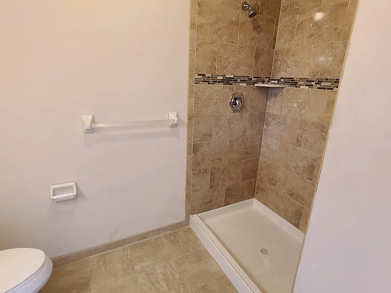 459 Main St #3 — Photo 10