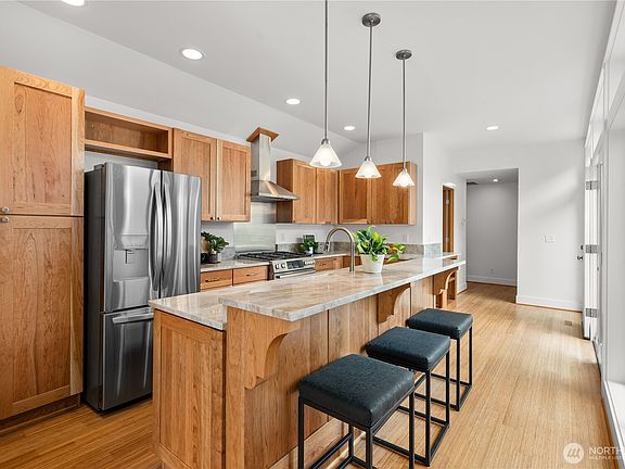 2nd image of 144 Wood Avenue SW #203