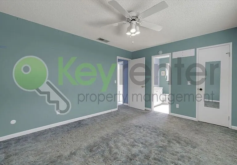 7005 Woodside Dr — Photo 20