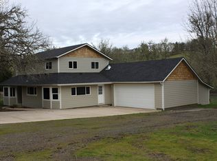 8513 Roberts Creek Rd, Roseburg, OR 97470