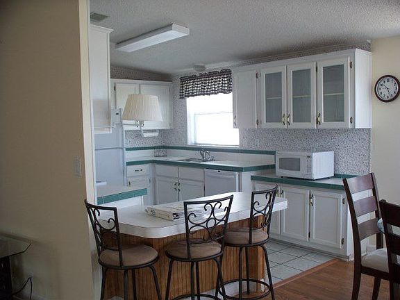 4th image of 3052 Bay Springs Trl