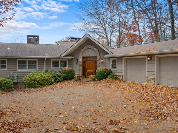 444 Old Orchard Road, Highlands, NC 28741