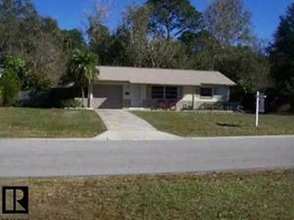 6631 25th St N, Saint Petersburg, FL 33702