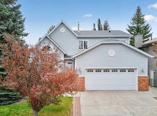 8516 Hawkford Gate NW, Calgary, AB T3G 2Y4