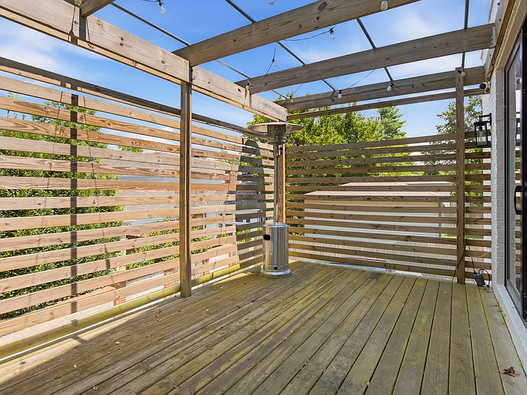 3914 Abbott Martin Rd — Photo 36
