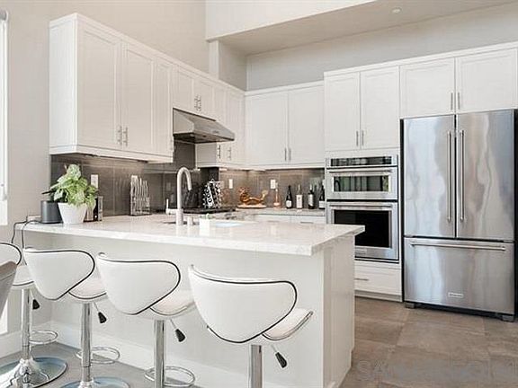 5th image of 8587 Aspect Dr