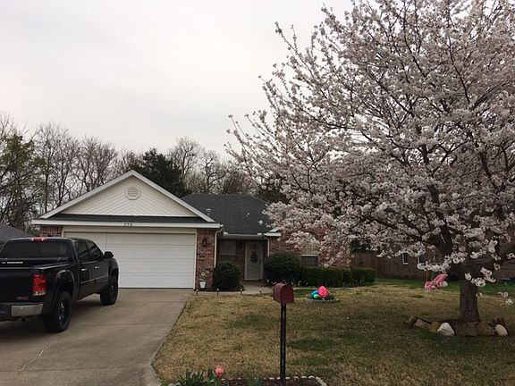 4th image of 770 S Liberty Dr