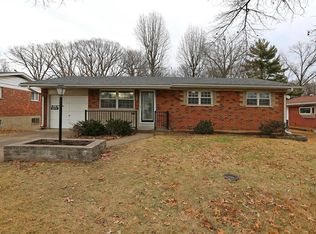 605 Suntide Dr, Saint Louis, MO 63125