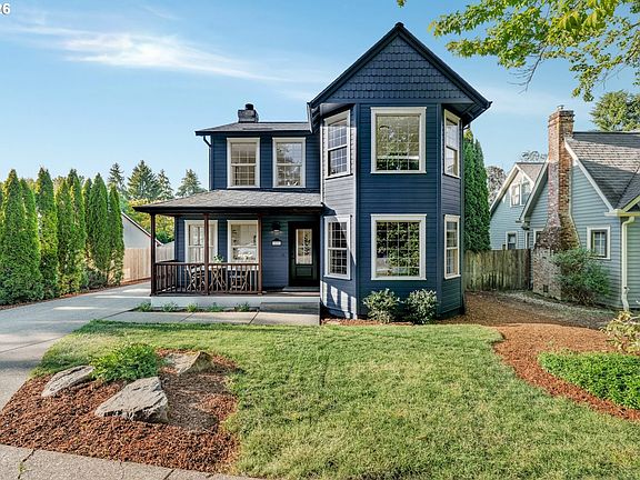 3rd image of 10618 SW Garden Park Pl