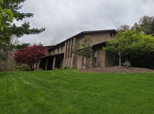 3104 Treeline Dr, Murrysville, PA 15668