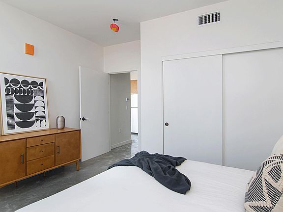 4th image of 4136 30th St #302