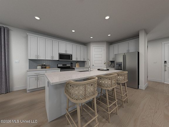 2nd image of 428 Pimento Cir