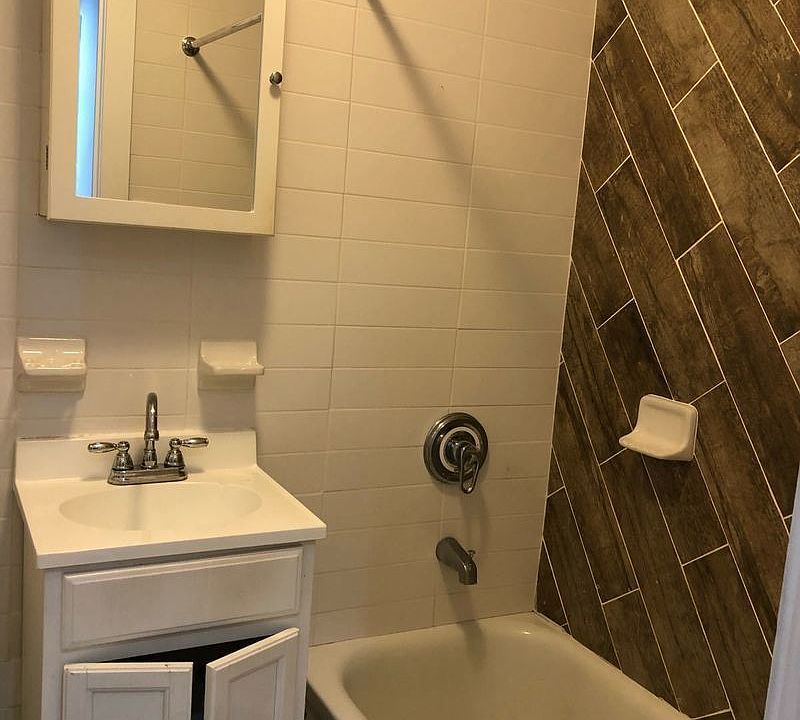 2nd image of 1035 Clarkson Ave APT 4F