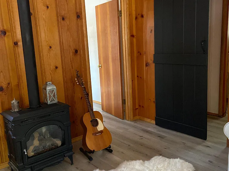 Front room area.