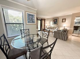 126 High Hammock Vlg